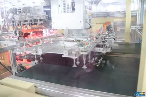 小米電視代工廠生產(chǎn)線揭秘 高效協(xié)同如何賦能廣播電視節(jié)目制作經(jīng)營(yíng)